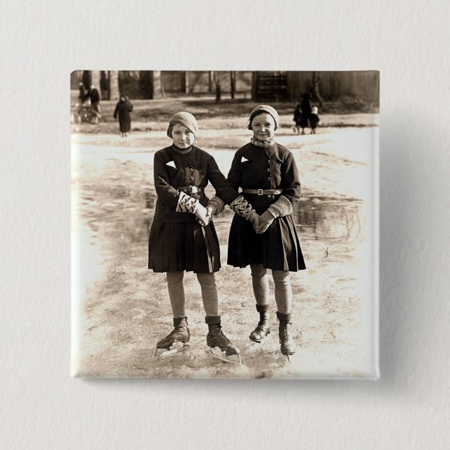 1925 Girlfriends Ice Skating 15 Cm Square Badge (Front)