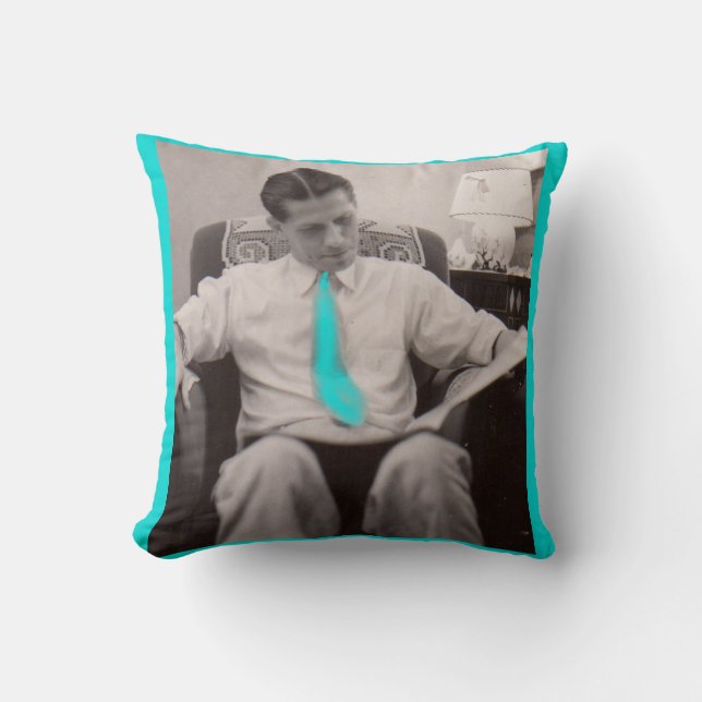1930s reading the paper cushion (Front)