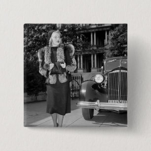 1930s Women's Fashion 15 Cm Square Badge