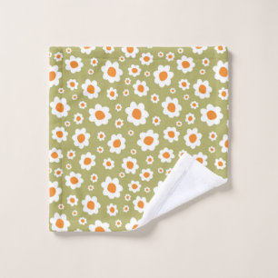 1960's "Daisy" Flower Pattern Pillow Wash Cloth