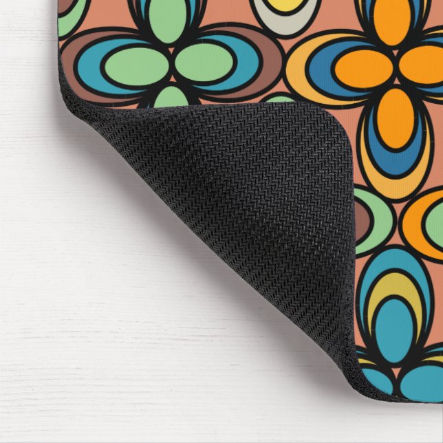 1970s Oval Flowers Mouse Pad (Corner)