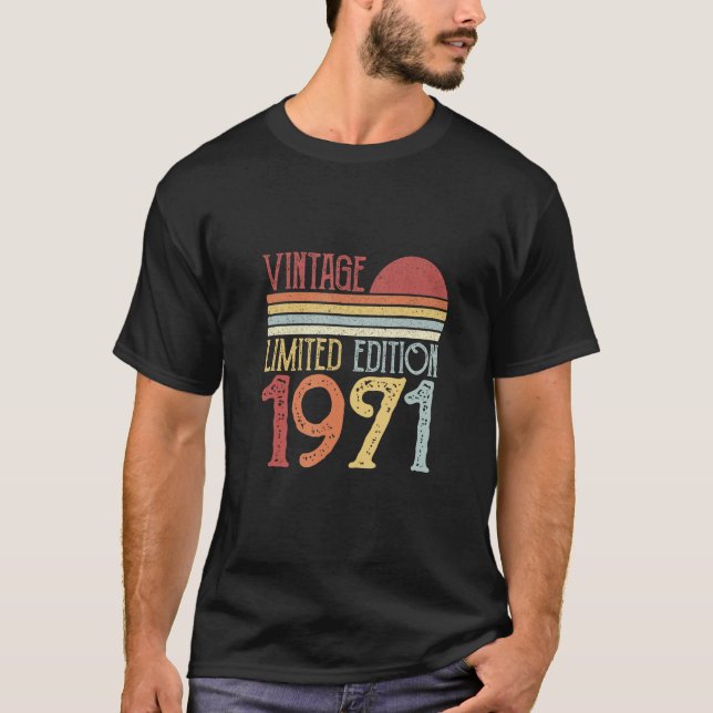 1971   Birthday Vintage Retro T-Shirt (Front)