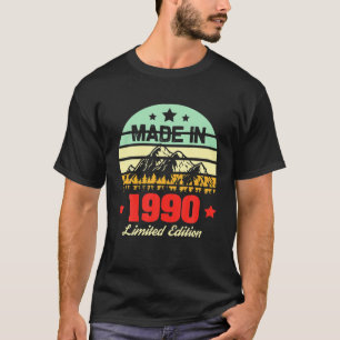 1990 30th Birthday Gift Vintage Retro Men Women 30 T-Shirt