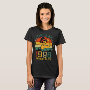 1990 Woman Birthday T-Shirt