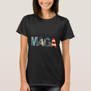 2020 Voted Maga American Flag Retro Vintage Gift T-Shirt
