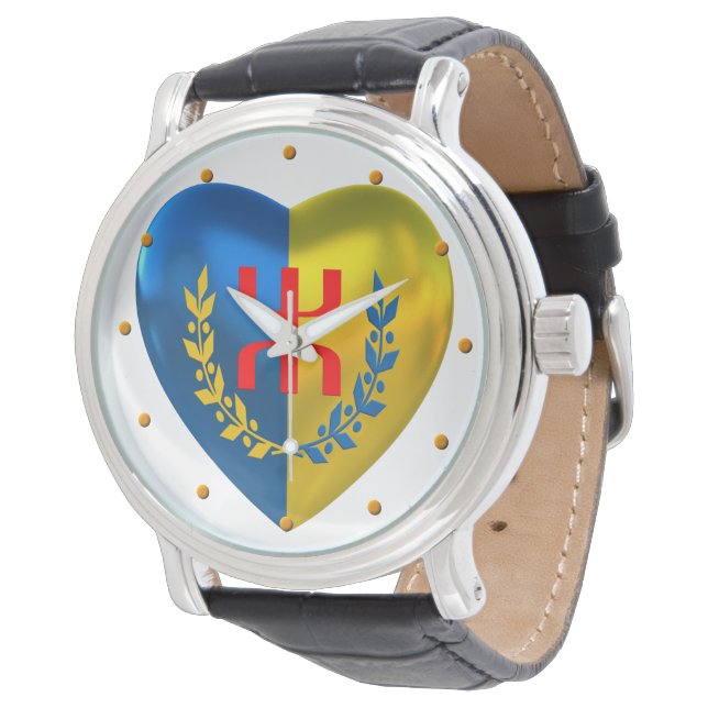 2022 Kabylie watch (Angled)