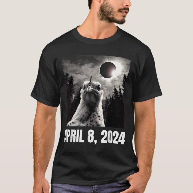 2024 Solar Eclipse Funny Chicken Selfie  T-Shirt (Front)