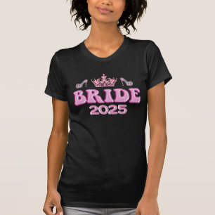 2025 bride pink crown retro script stylish T-Shirt