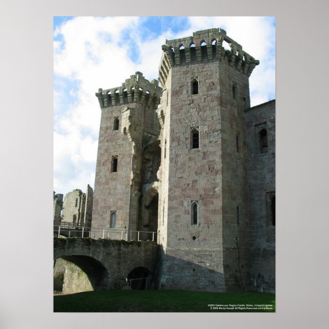 20263 Gatehouse Raglan Castle copy Poster (Front)