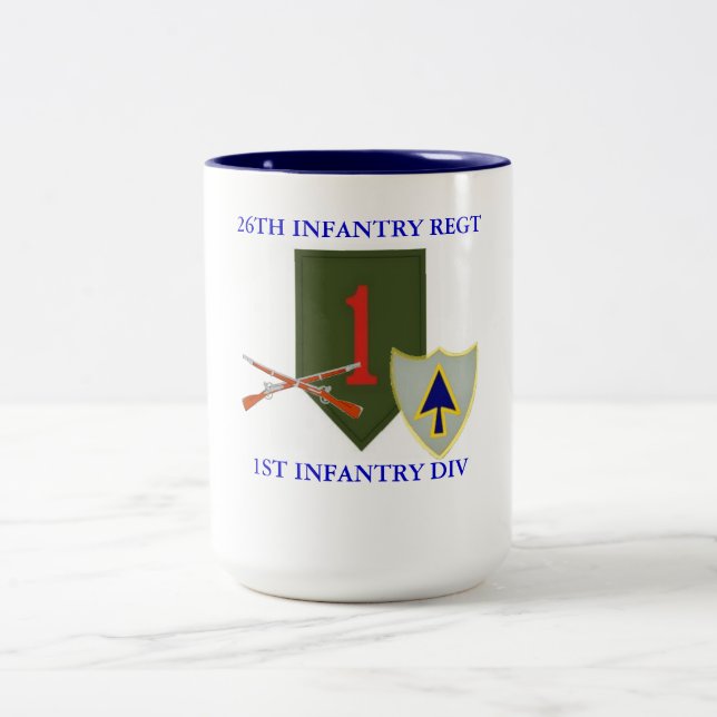 26TH INFANTRY REGT 1ST INFANTRY DIV MUG (Center)