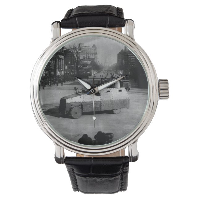 27th March 1917:  The armoured vehicle squadron Watch (Front)