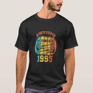 28th Birthday Vintage 1995 Retro 28 Years old Guit T-Shirt