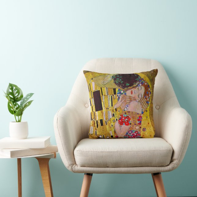 2 different views of The Kiss by Gustav Klimt Cushion (Chair)