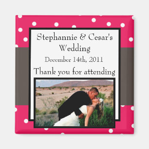 2"x2" Announcement Magnet Hot Pink/Black Giraffe