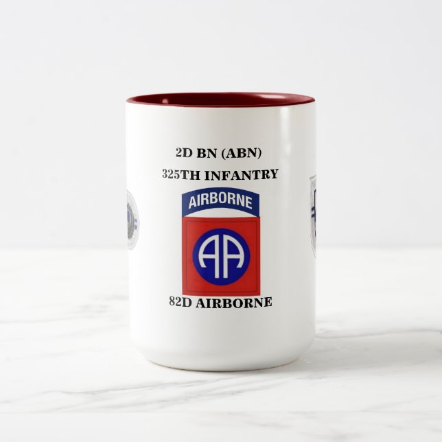 2D BN 325TH INFANTRY 82D ABN MUG (Center)
