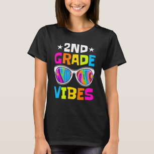 2nd Grade Vibes Sunglasses Back To School  Student T-Shirt