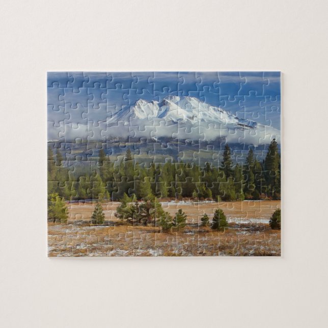 310D MOUNT SHASTA ACROSS A FIELD OF SNOW JIGSAW PUZZLE (Horizontal)