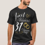31st Wedding Anniversary.Just Married 31 years Ago T-Shirt<br><div class="desc">31 years wedding anniversary outfit for couples! 31st Wedding Anniversary  for husband and wife married in 1989. A lovely gift for couples or partners who is celebrating their anniversary.</div>