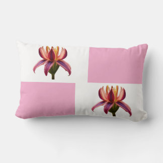 33 x 53.34 cm Flor Lumbar Cushion