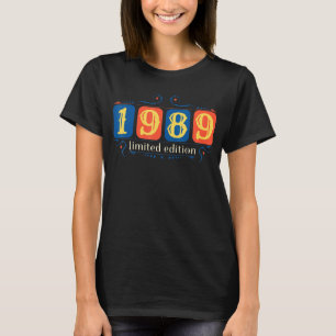 33rd Birthday Ladies Mens 33 Years 1989 Gift 17 T-Shirt