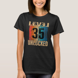 35th Birthday Level Unlocked Vintage Retro T-Shirt