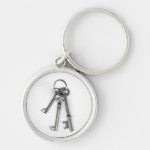 3 Old Keys Key Ring