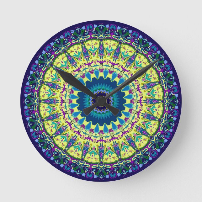 3D Effect Ivanna Kaleidoscope Design Round Clock (Front)