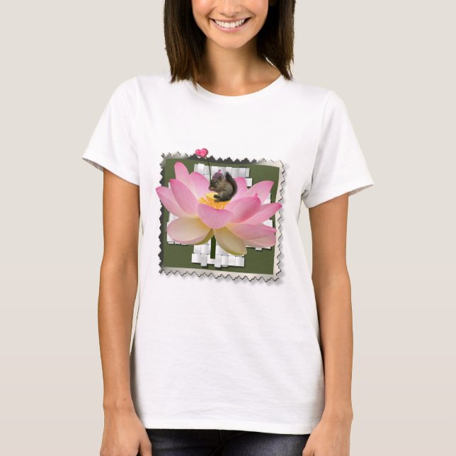 3D Framed Adorable Baby Squirrel On Flower T-Shirt (Front)