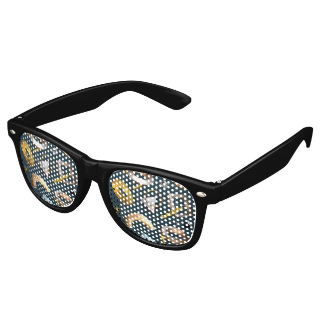 3D Geometric Pattern Retro Sunglasses (Angled)