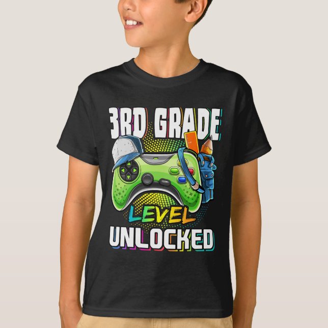 3rd Grade Level Unlocked Video Game Ck To School B T-Shirt (Front)