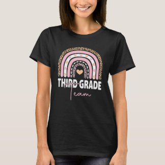 3rd Grade Teacher Rainbow Back To School Hello Thi T-Shirt