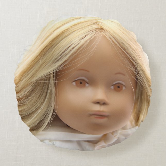 40223 Sasha Baby Puppe Irka Kissen Round Cushion (Front)