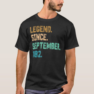 40 Year Old Legend Since September 1982 40th Birth T-Shirt