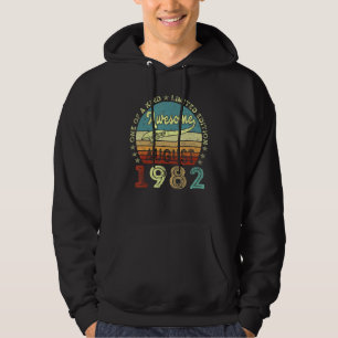 40th Birthday Gift Awesome Since August 1982 40 Ye Hoodie