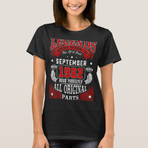 40th Birthday Legends Born In September 1982 40 Ye T-Shirt
