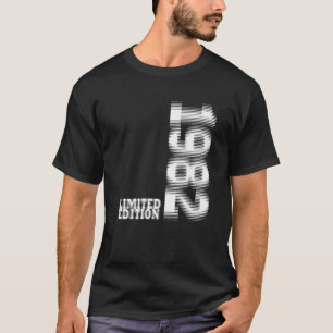 40Th Birthday Women Men 40 Years 1982 Trend Glitch T-Shirt