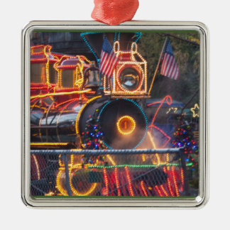 416110sq.jpg metal ornament