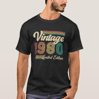 42 Year Old Gifts Born In 1980 Vintage 42Nd Birthd T-Shirt
