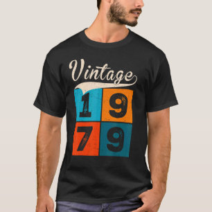 43 Year Old For Men Women On Birthday Vintage 197 T-Shirt