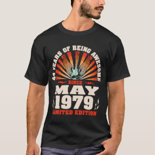 44th Birthday Vintage Guitarist Music Born May 19 T-Shirt