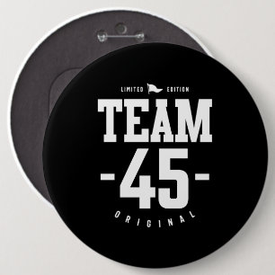 45 Years Old - 45th Birthday Funny Gift 6 Cm Round Badge