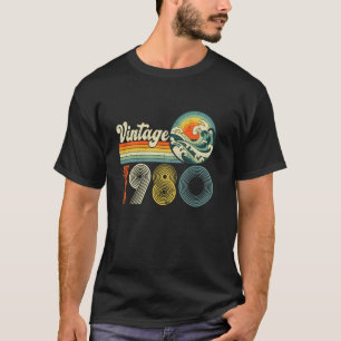 45th Birthday Gifts Vintage Born In 1980 45 Years  T-Shirt