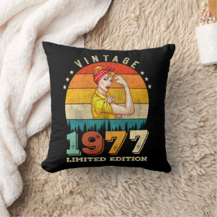 48 Year Old Bday 1977 Vintage 48th Birthday Women Cushion