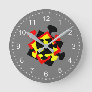 4 Jigsaw Pieces Round Clock