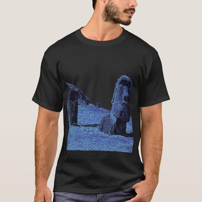 4 Moai, Easter Island T T-Shirt (Front)