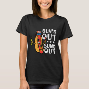4th July Suns Out Buns Out Hotdog Patriotic Men Wo T-Shirt