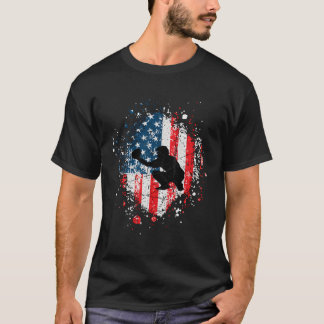 4Th Of July Baseball Catching Usa American Flag Me T-Shirt