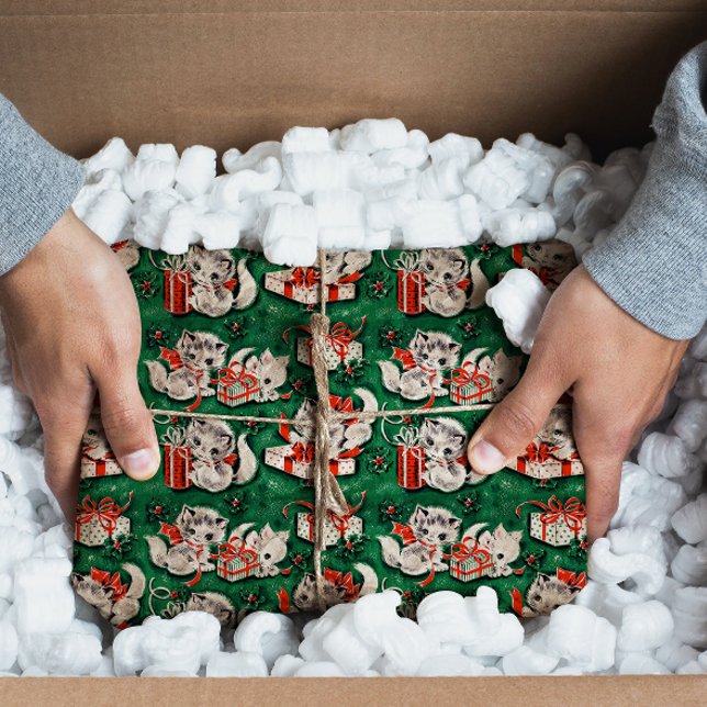 50's Green Vintage Christmas Pattern with Kittens Tissue Paper (Creator Uploaded)