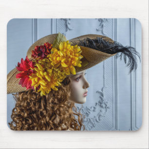 5981-Mannequin-Revolutionary War Lady with Hat Mouse Pad