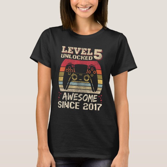 5 Years Old  Gamer Boy Birthday 5 Level Unlocked 2 T-Shirt (Front)